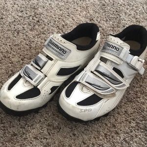 Shimano Women’s SPD cycling shoe, size 6.5 / 38